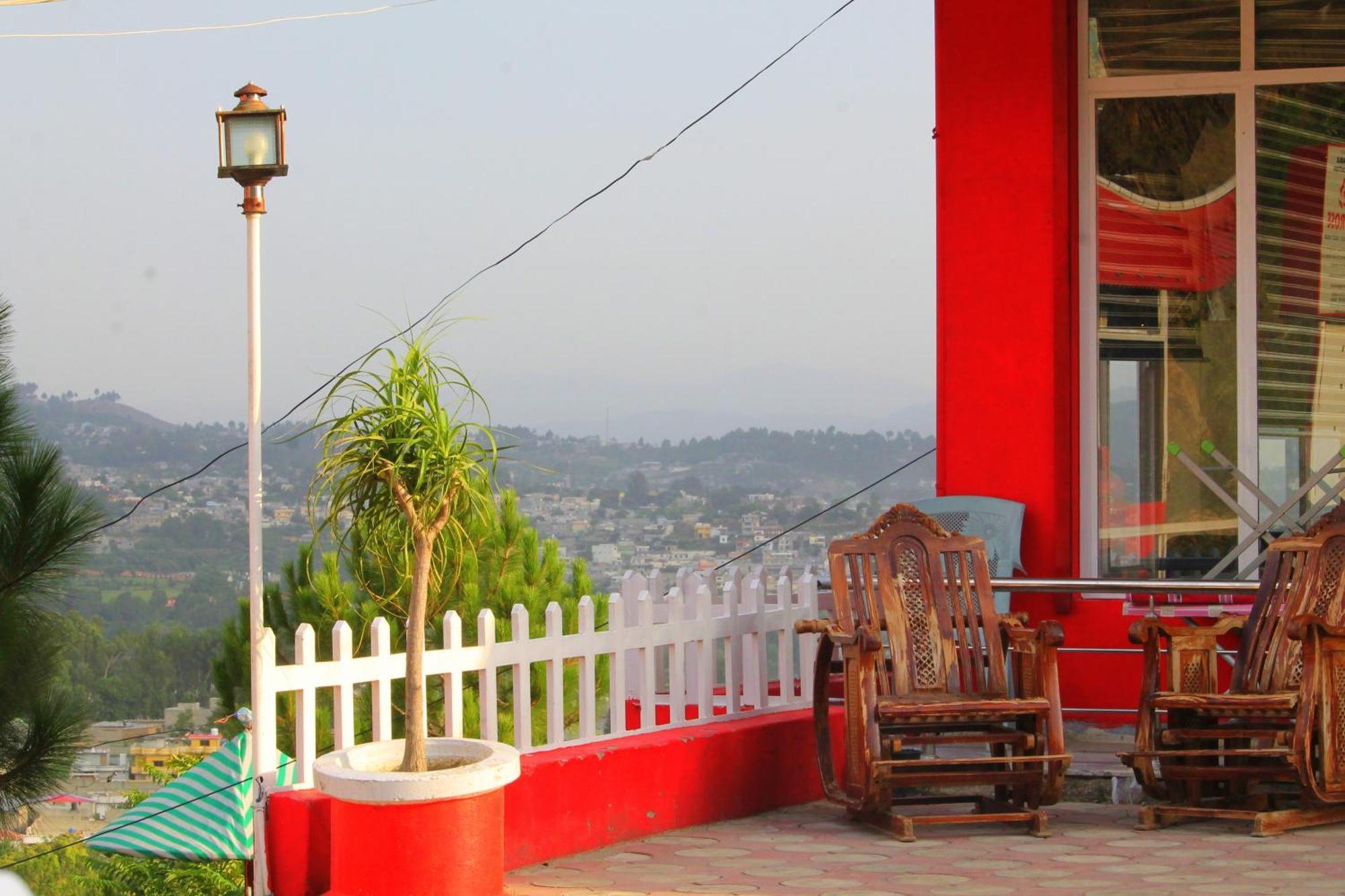 Red Rose Hotel & Resort Mansehra 외부 사진